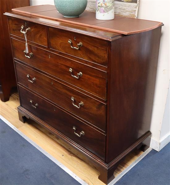 A Georgian mahogany chest of three long and two short drawers W.109cm